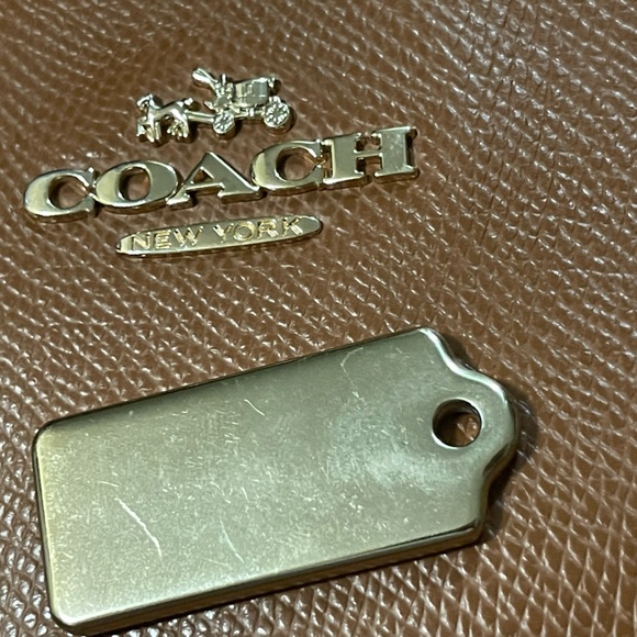 Authentic Coach Pebbled Leather Handbag - Picture 14 of 15